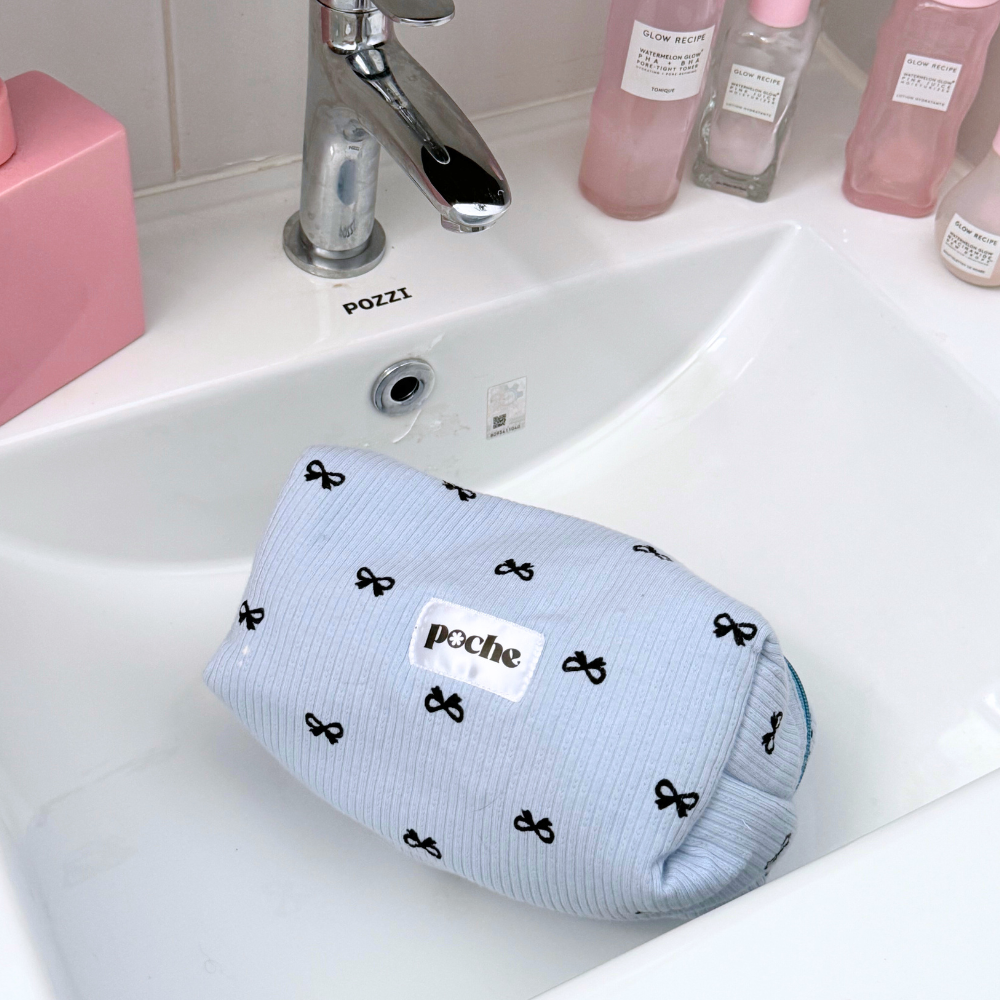 Legally Coquette Puffed Pouchie in Jennie