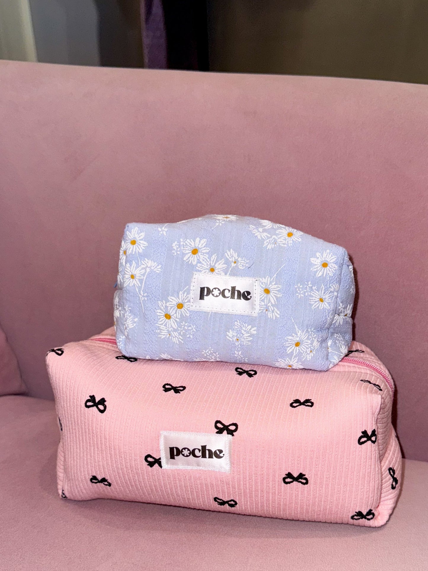 Picnic Date Puffed Pouchie in Felicia