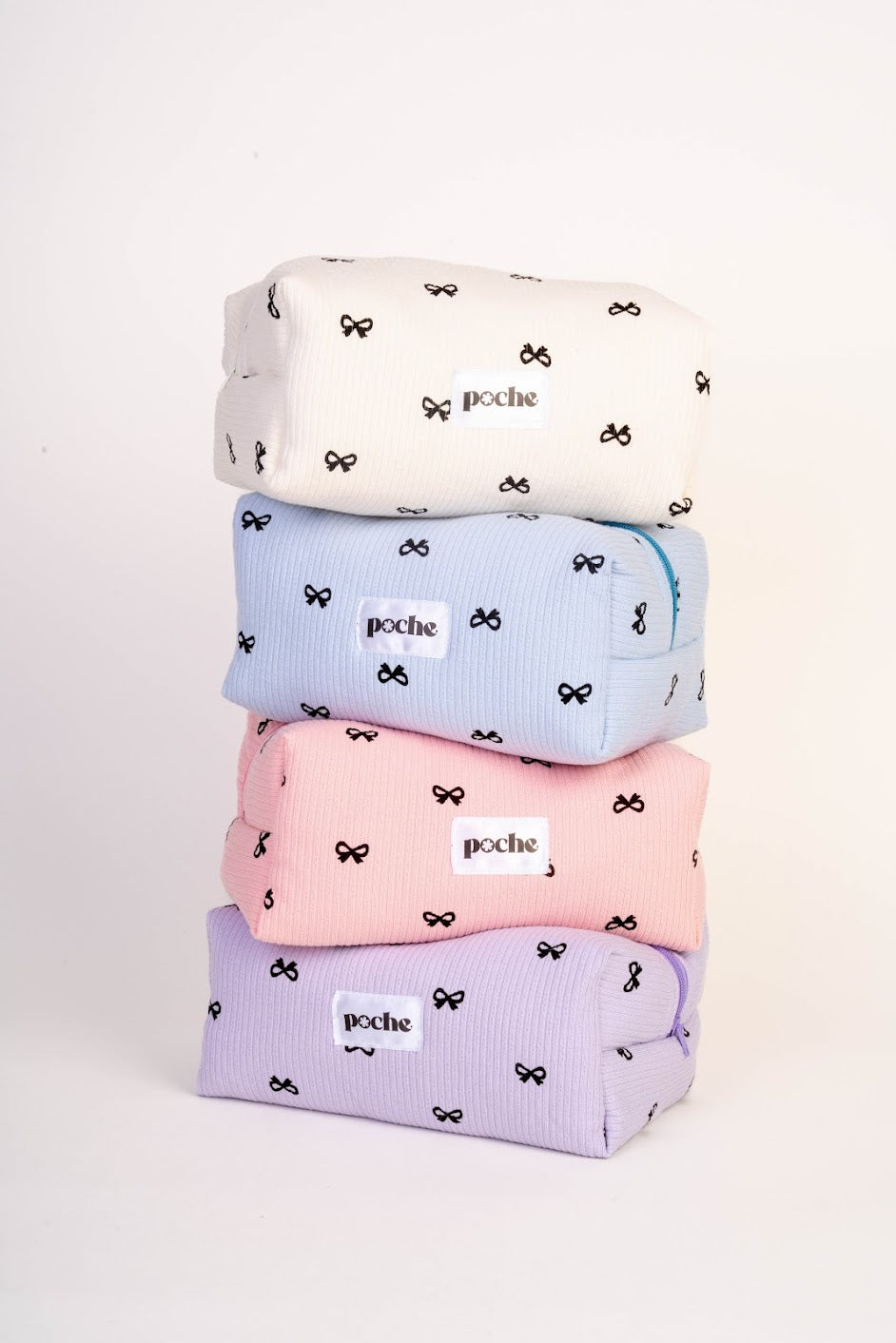 Legally Coquette Puffed Pouchie in Taylor