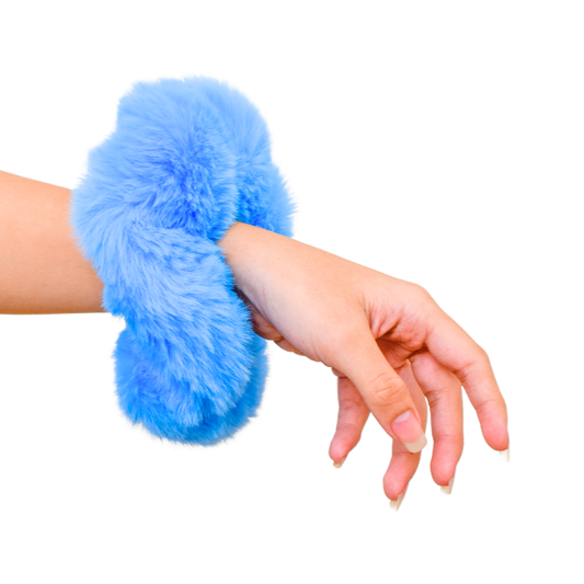 Donut Fur Scrunchie in Azure